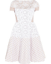 Белое кружевное коктейльное платье от No.21