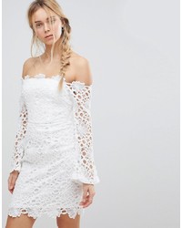 Белое кружевное облегающее платье от Glamorous