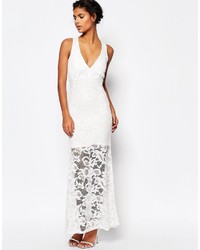 Белое кружевное платье-макси