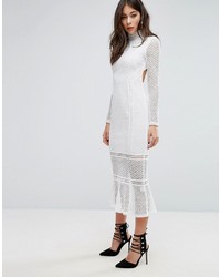 Белое кружевное платье-миди от PrettyLittleThing
