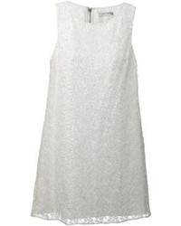 Белое кружевное платье прямого кроя от Alice + Olivia