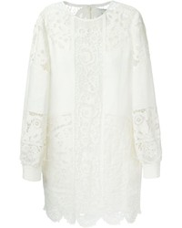 Белое кружевное платье прямого кроя от Valentino