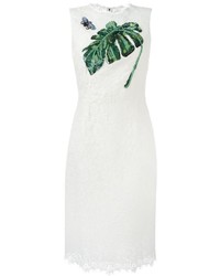 Белое кружевное платье с украшением от Dolce & Gabbana