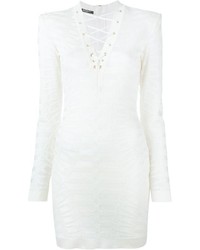 Белое кружевное платье от Balmain