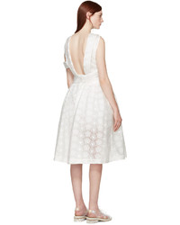 Белое кружевное платье от Simone Rocha