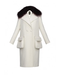 Женское белое пальто от Anastasya Barsukova