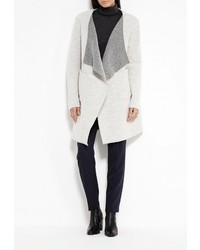 Женское белое пальто от Lovini