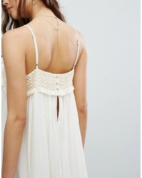 Белое платье-макси крючком от Moon River