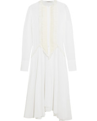 Белое платье-миди с рюшами