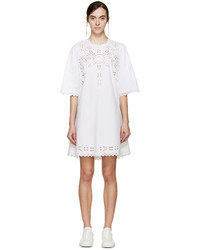 Белое платье с вышивкой от Etoile Isabel Marant
