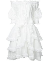Белое платье с открытыми плечами с рюшами от Faith Connexion