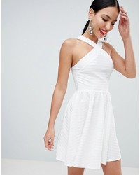 Белое платье с пышной юбкой от ASOS DESIGN