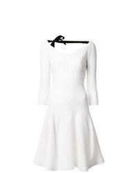 Белое платье с пышной юбкой от Roland Mouret