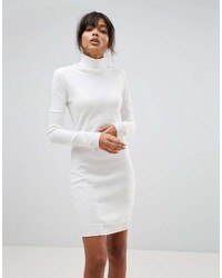 Белое платье-свитер от Boohoo