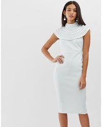 Белое платье-футляр с украшением от ASOS DESIGN