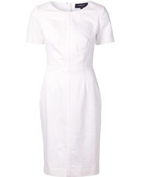 Белое платье-футляр от Derek Lam