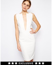 Белое платье-футляр от Solace