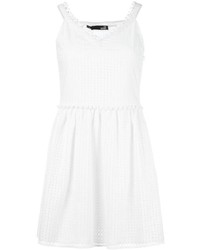 Белое платье от Love Moschino