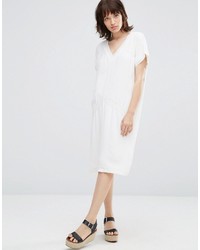 Белое платье от Minimum
