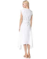 Белое платье от Derek Lam