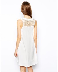 Белое свободное платье от Warehouse