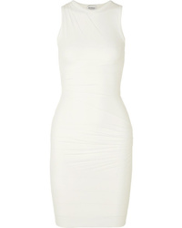 Белое шифоновое облегающее платье