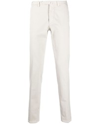 Белые брюки чинос от Dell'oglio