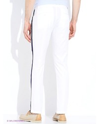 Белые брюки чинос от Oodji