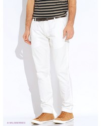 Белые брюки чинос от Oodji