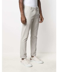 Белые брюки чинос от Dondup