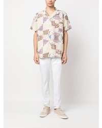 Белые брюки чинос от Dondup