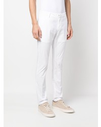 Белые брюки чинос от Dondup