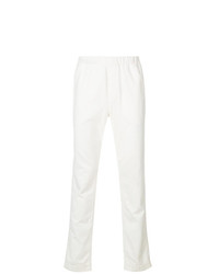 Белые брюки чинос от Tomas Maier