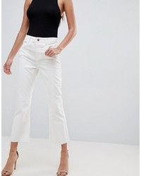 Белые джинсы-клеш от ASOS DESIGN