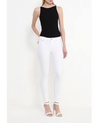 Белые джинсы скинни от Mango