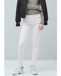 Белые джинсы скинни от Mango