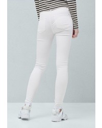 Белые джинсы скинни от Mango