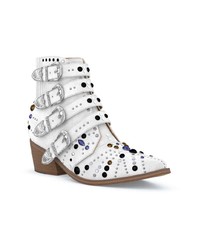 Белые замшевые ботильоны с украшением от Toga Pulla