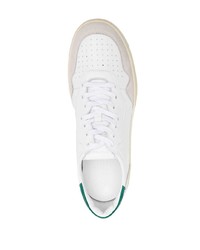 Мужские белые замшевые низкие кеды от Scarosso