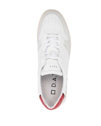 Мужские белые замшевые низкие кеды от D.A.T.E