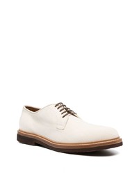 Белые замшевые туфли дерби от Brunello Cucinelli