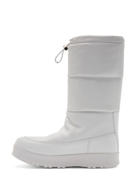 Женские белые зимние ботинки от Prada
