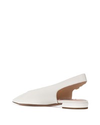 Белые кожаные балетки от Stuart Weitzman