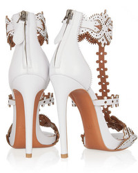 Белые кожаные босоножки на каблуке от Alaia