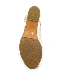 Белые кожаные босоножки на каблуке от Ascalini