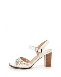 Белые кожаные босоножки на каблуке от Inario