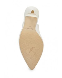 Белые кожаные босоножки на каблуке от Inario