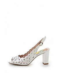 Белые кожаные босоножки на каблуке от Julia Grossi