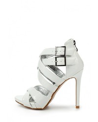 Белые кожаные босоножки на каблуке от Mimoda