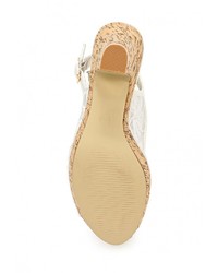 Белые кожаные босоножки на каблуке от Moda Alice